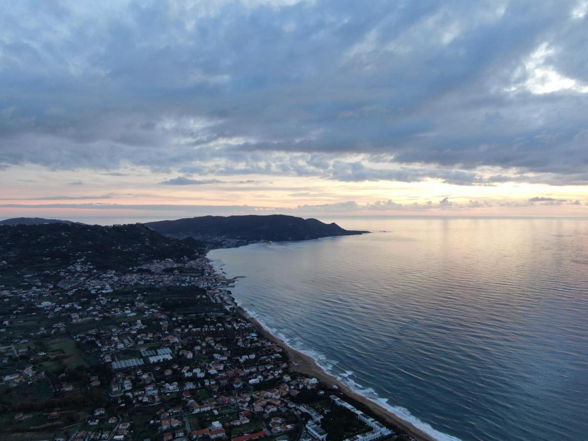 Laris Bed & Breakfast Castellabate Exterior foto
